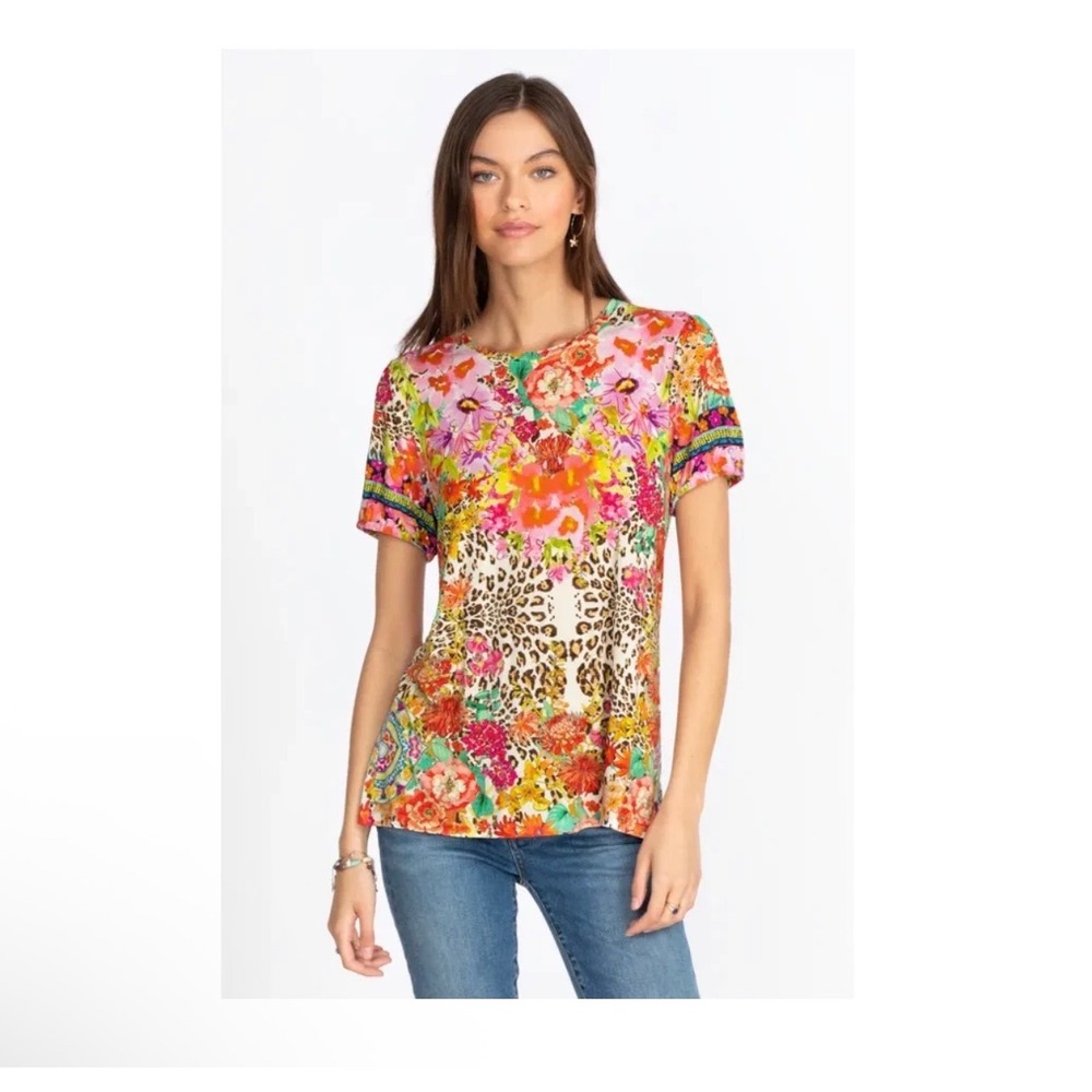 Johnny Was Wild Garden Short Sleeve Bamboo Viscose Top T15122-4 Size Med Leopard - Picture 7 of 7